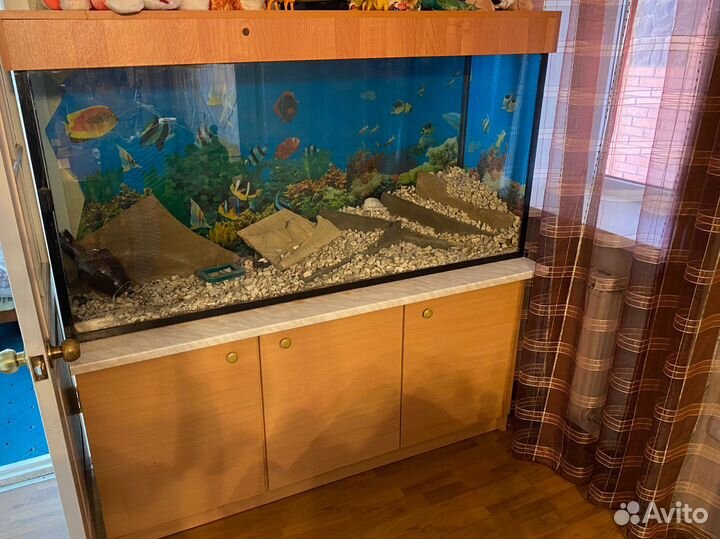 Аквариум с тумбой 500 литров