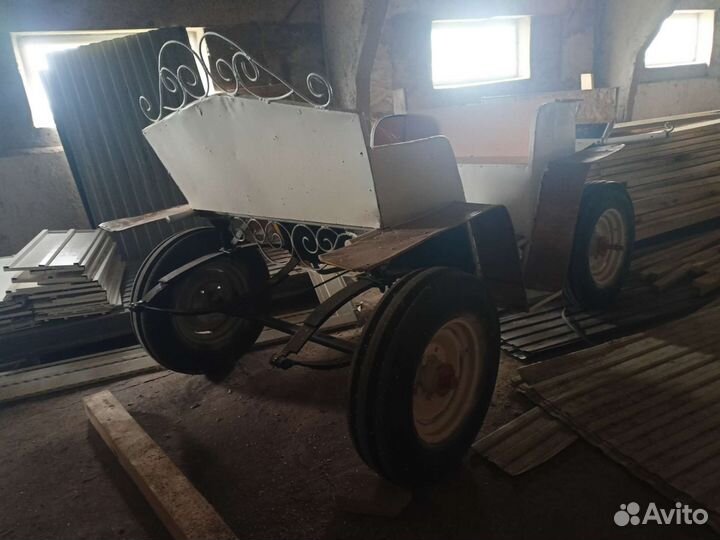 Карета, арба, телега, фаэтон для лошади