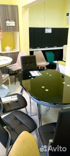 Кухонный стол