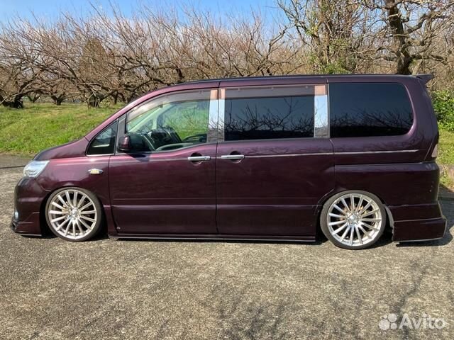 Nissan Serena 2.0 CVT, 2009, 46 000 км