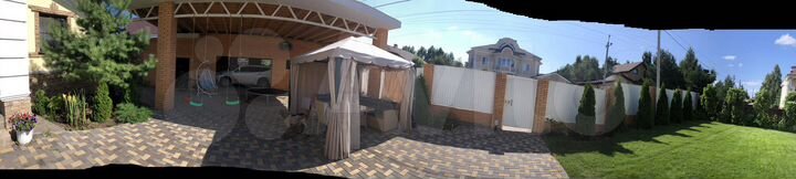 Коттедж 440 м² на участке 15 сот.