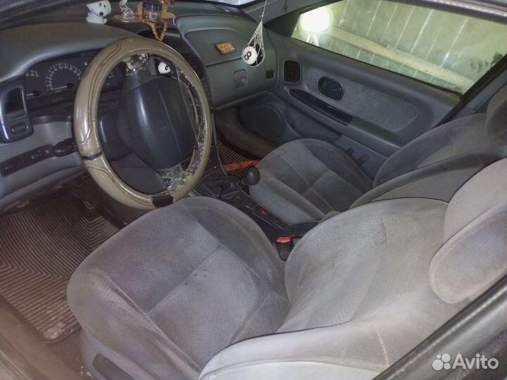 Renault Laguna 1.6 МТ, 1999, 320 000 км