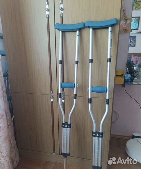 Аренда костылей подмышечных и локтевых