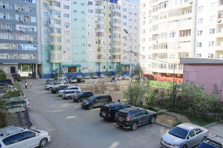 2-к. квартира, 65 м², 2/8 эт.