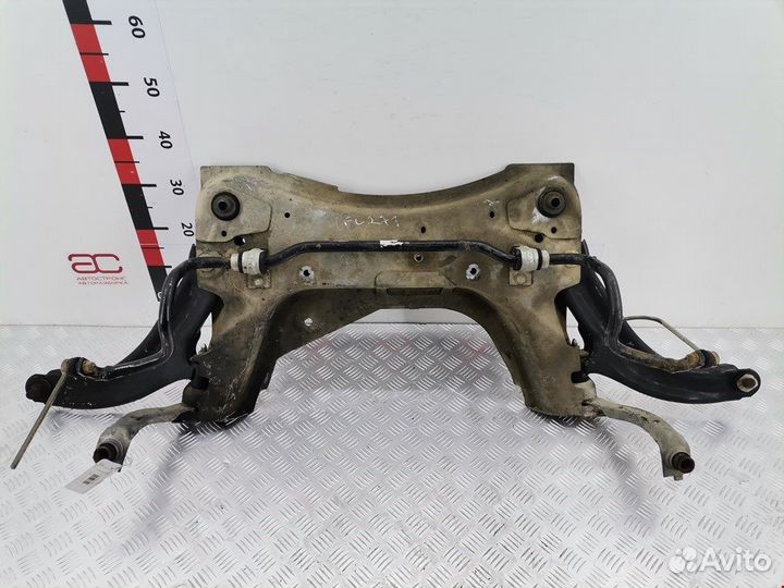 Балка подмоторная Renault Clio