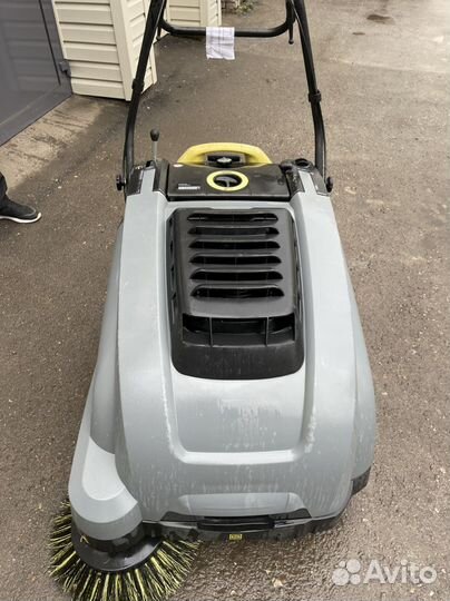 Подметальная машина karcher KM 75/40 W бензиновая