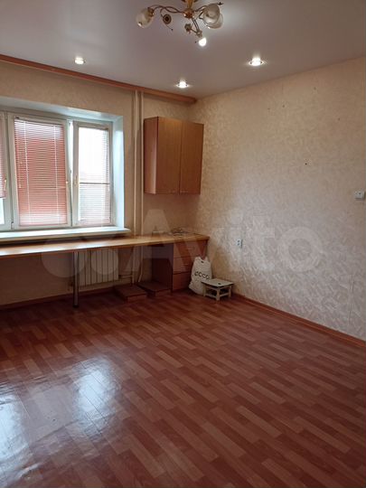 3-к. квартира, 72 м², 6/9 эт.