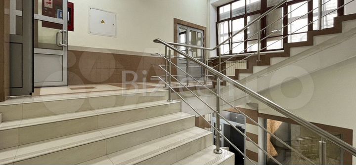 Офисное помещение 93.3 кв.м от собственника