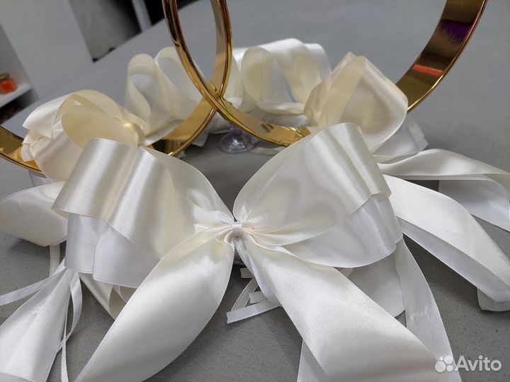 Кольца на машину свадебные