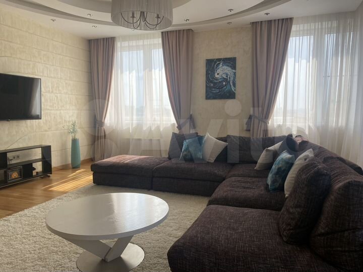 3-к. квартира, 120 м², 10/16 эт.