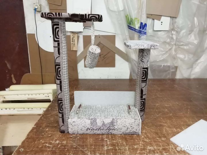 Домик для кошки, игрушки для детей