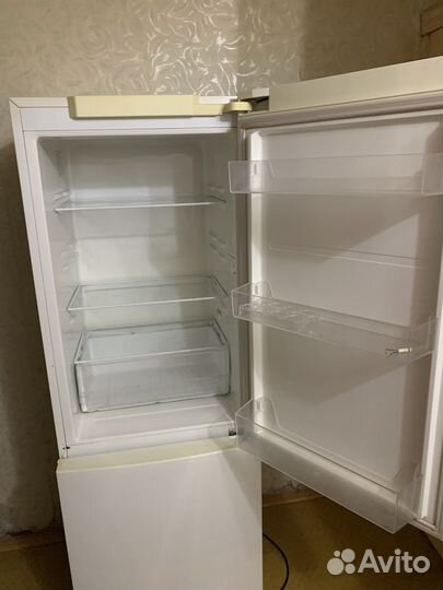 Холодильник samsung
