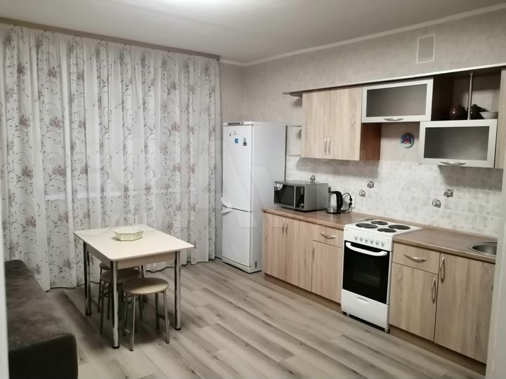 1-к. квартира, 56 м², 8/9 эт.