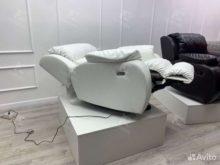 Кожаное кресло реклайнер