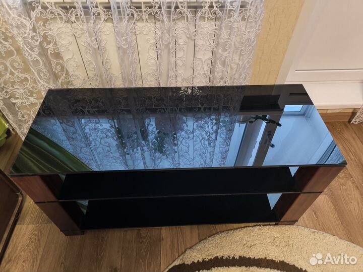 Тумба под телевизор