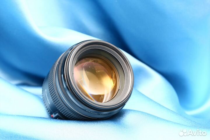 Canon EF 85mm f/1.8 USM в идеальном состоянии