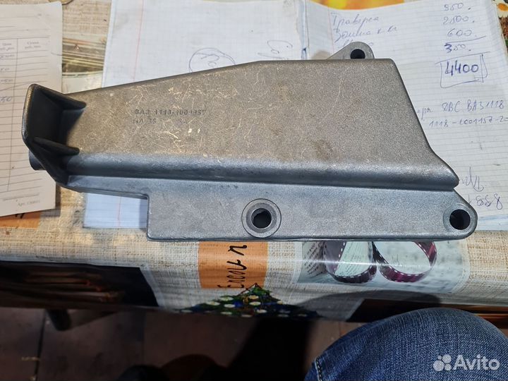 Кранштейн опоры двс ваз 1118 правый