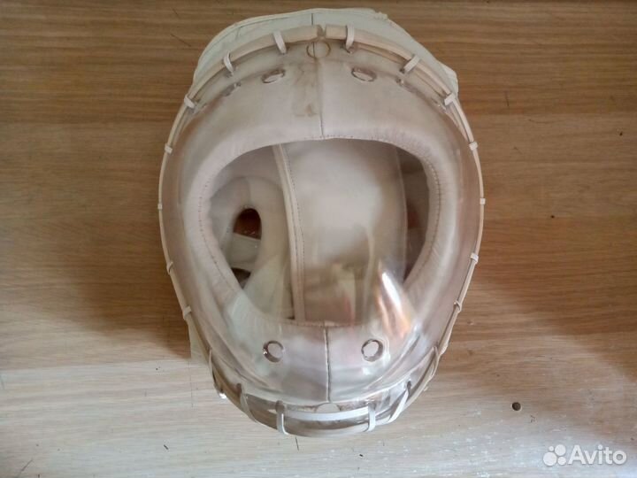 Шлем для Кудо