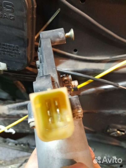 Моторчик стеклоподъёмника Mercedes W210