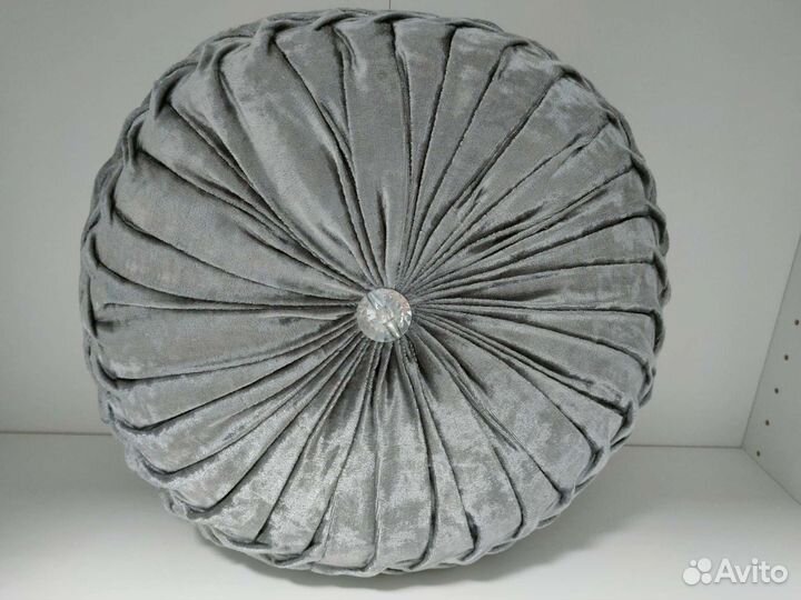 Подушка декоративная круглая серая