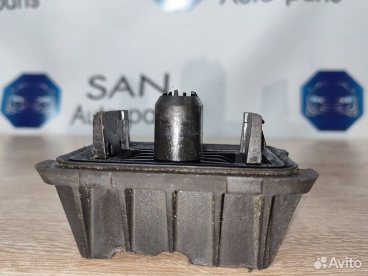 Поддомкратник Bmw 5 F10 N52B25 2011