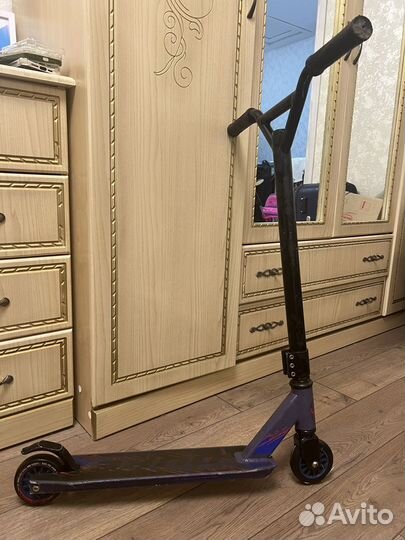 Трюковой самокат tech team duker 202