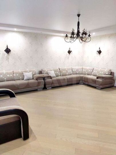 3-к. квартира, 70 м², 2/5 эт.