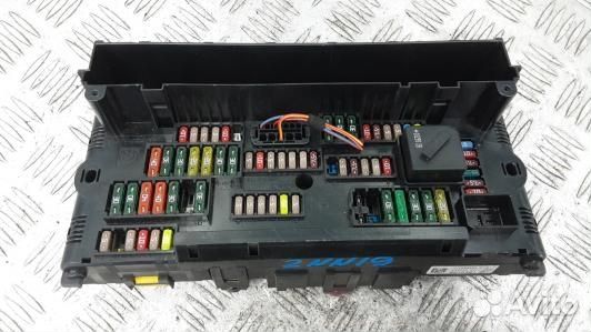 Блок предохранителей BMW X3 E83 (2NN19M101)
