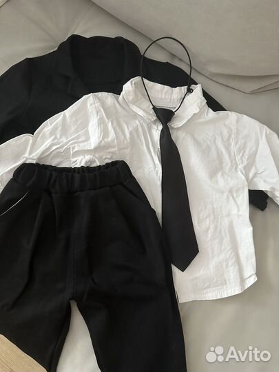Костюм на мальчика 2-3 года