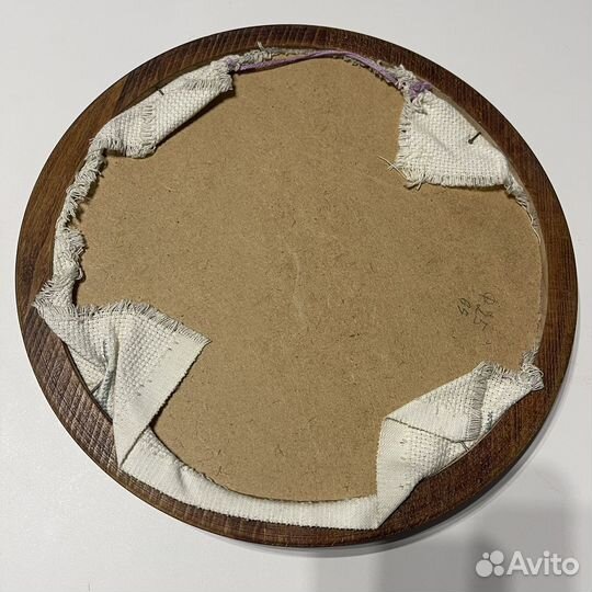 Панно картина вышивка крестиком розы в корзине