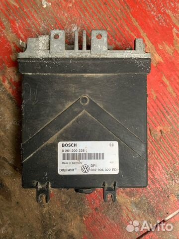 Блок управления двигателем 037 906 022 ED