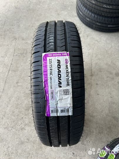 Nexen Roadian CT8 225/75 R16C 121S