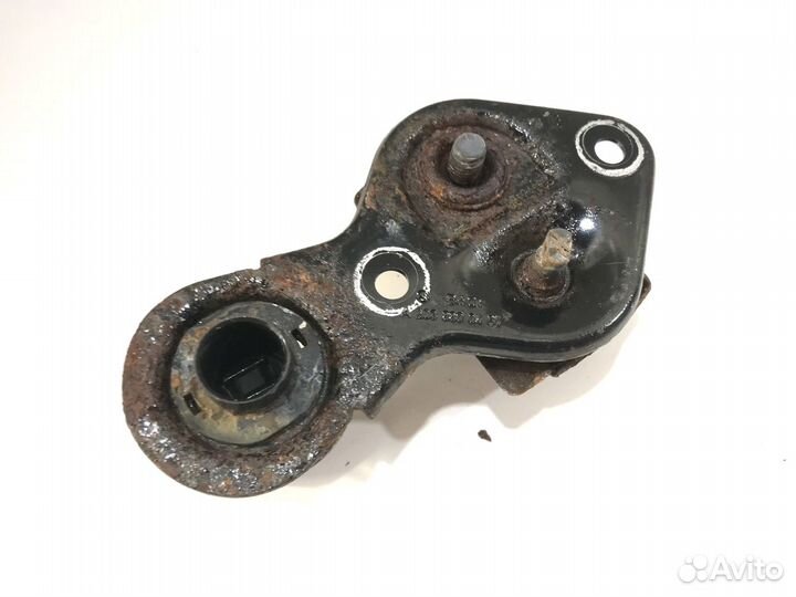 Замок капота Mercedes C W203