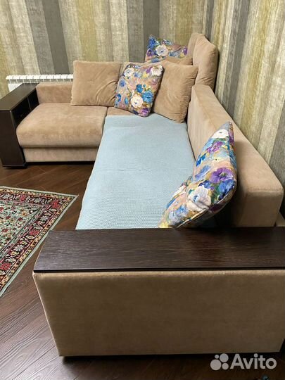 Угловой диван