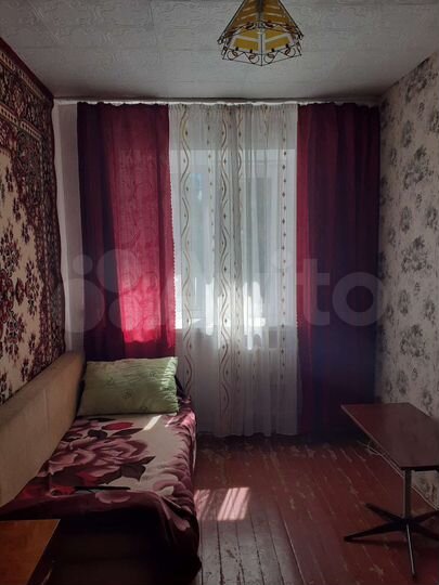 Комната 12 м² в 4-к., 4/5 эт.