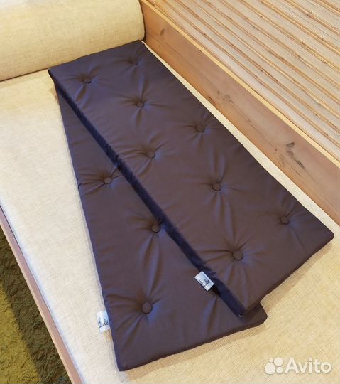 Подушки-сидушки на подоконник