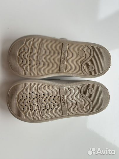 Кроссовки нат кожа geox для девочки 26