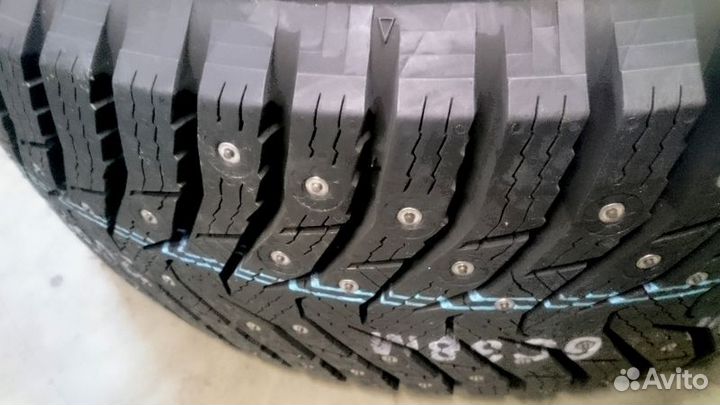 Marshal WinterCraft Ice WI31 185/60 R15 88T