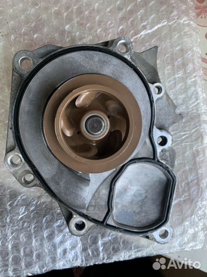 06L 121 012 A Водяной насос/помпа для 1.8tsi. Б/У