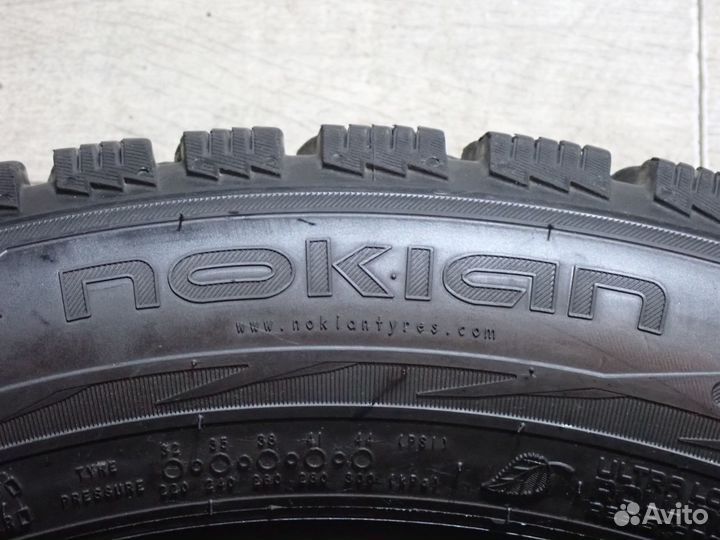 Nokian Tyres Hakkapeliitta R2 SUV 255/50 R19 107R