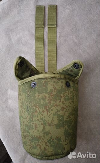 Фляга армейская пластиковая б/у с чехлом, 1 литр
