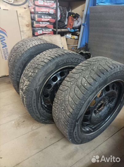 Bridgestone Blizzak Spike-02 205/55 R16 91T