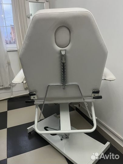 Кушетка/педикюрное кресло