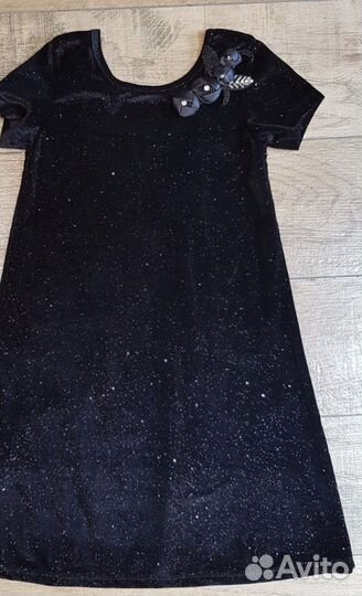 Платье для девочки или девушки новое