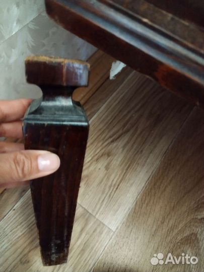 Старинный гарнитур