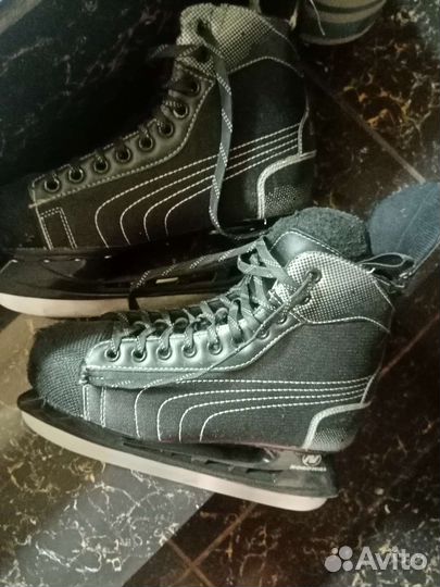 Коньки хоккейные