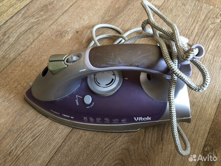 Утюг Vitek