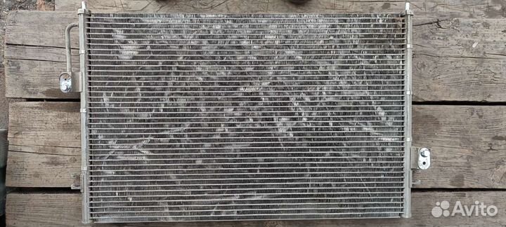 Радиатор кондиционера Hyundai Terracan 3.5
