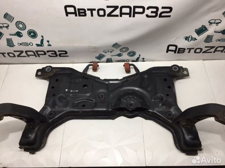 Подрамник передний Mazda 3 BL Z6 2009