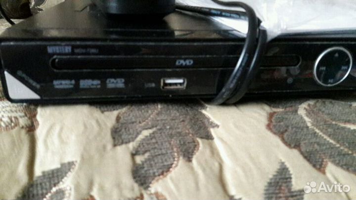 Мультимедийный проигрыватель mystery MDV-726U бу